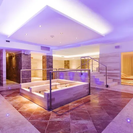 منتجع Valtur Otium 4*