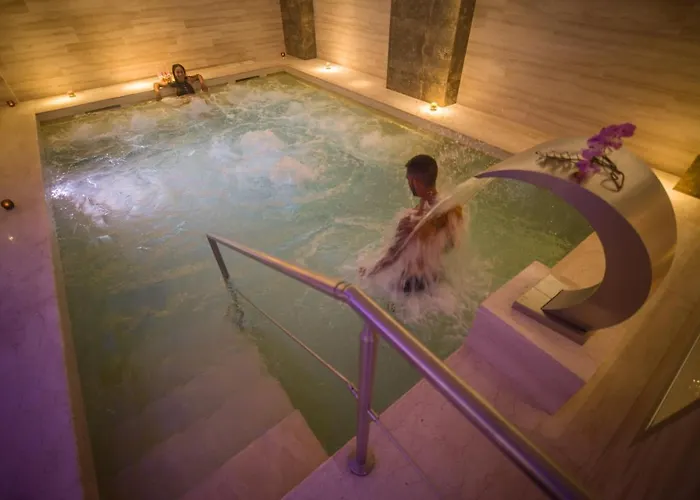 度假村 Valtur Otium 维拉皮亚纳