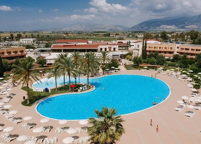 Valtur Otium 度假村 4*